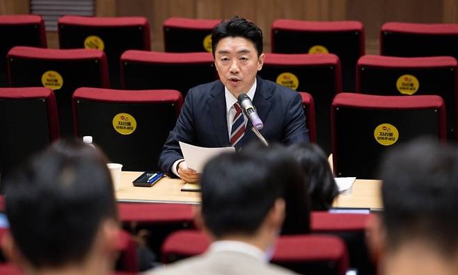 한국인 근로자 석방 교섭 마무리···