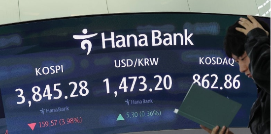 'AI 거품론 재점화' 한파에 급락하는 코스피.. 3900선 붕괴