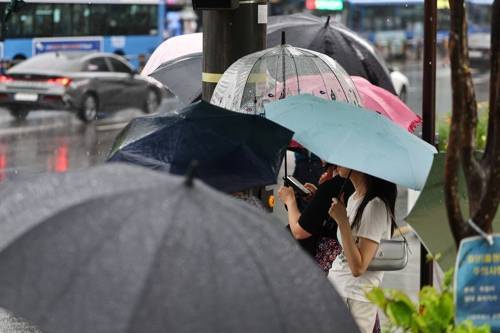 내일부터 제주·남해안 '장맛비'...전국적인 장마로