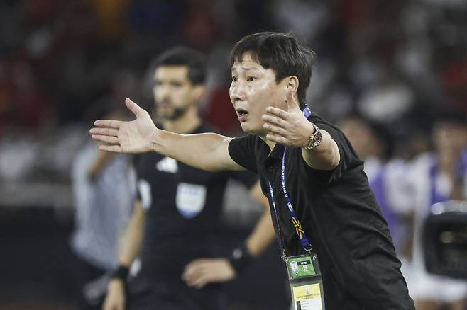 김상식, 베트남 축구 새 역사 썼다... 베트남 축구 최초 21G 무패