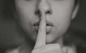 통장 잔고도 건강도 아니다.. 주변에 비밀로 해야 하는 것