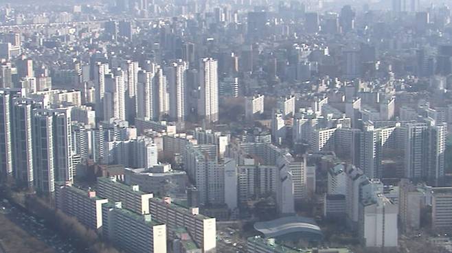 대출 규제 꺼내든 李 정부, 다음 카드는 ‘재개발·재건축’ 규제 완화