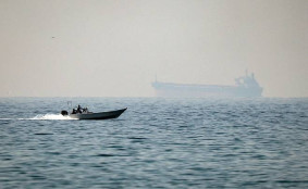 이란, 호르무즈해협 사실상 봉쇄…유가 150달러 시나리오