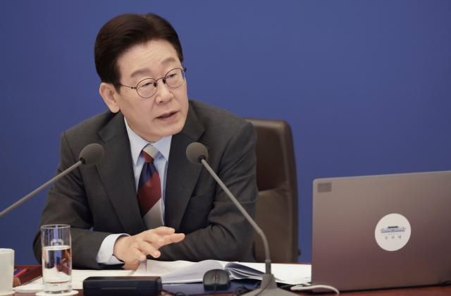 이 대통령, IMF 韓 부채 관련 언급 다룬 보도에 